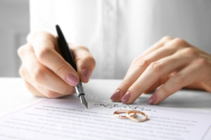 ¿Qué son las capitulaciones matrimoniales?